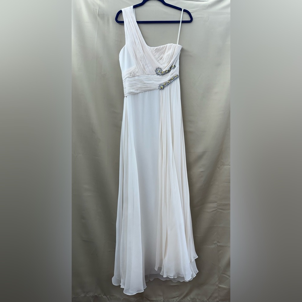 Elegant One-Shoulder Cream Wedding Dress/ gown with Silver Details